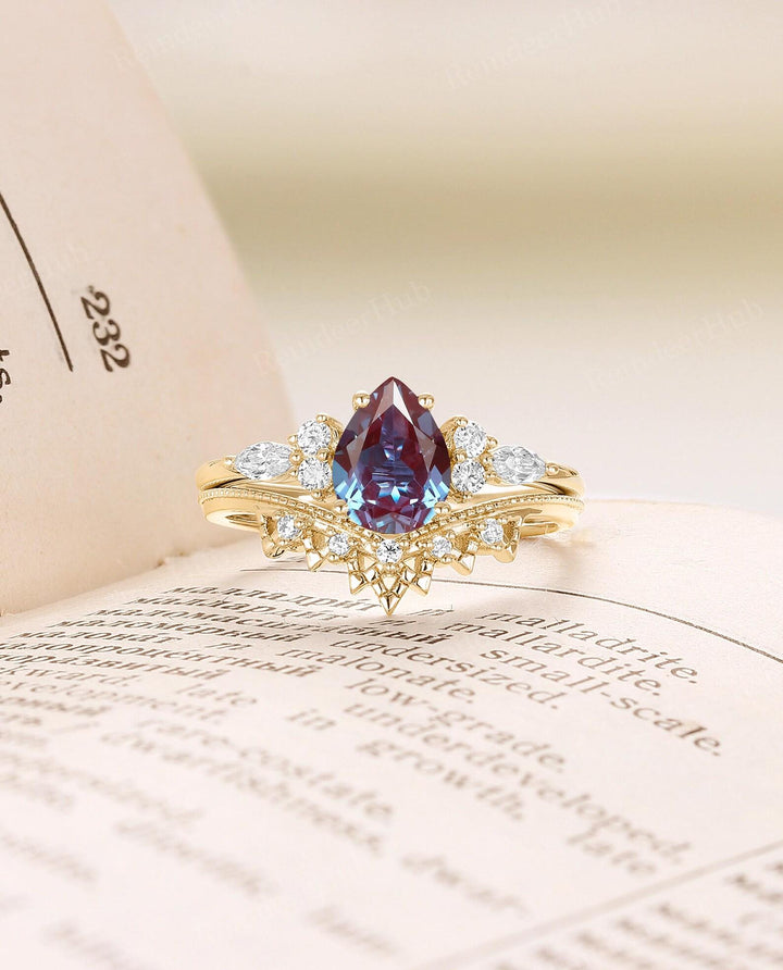 Pure Brilliance Pear Alexandrite Vintage Ring