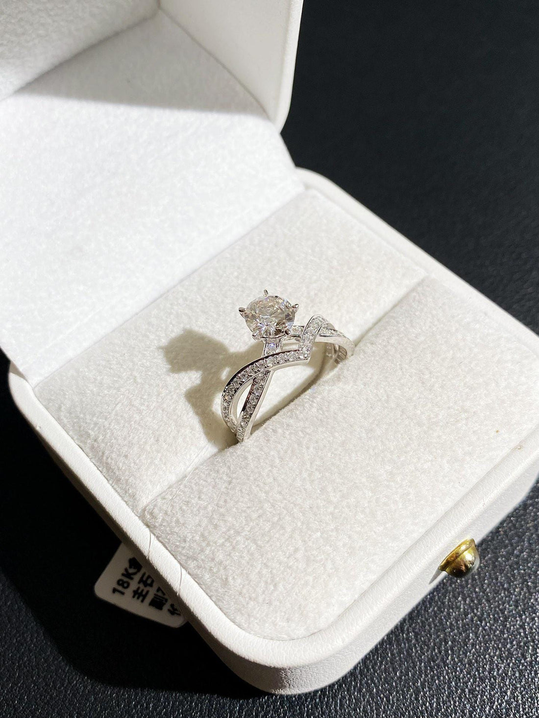 Pure Brilliance Pavé Diamond Twisted Band Ring