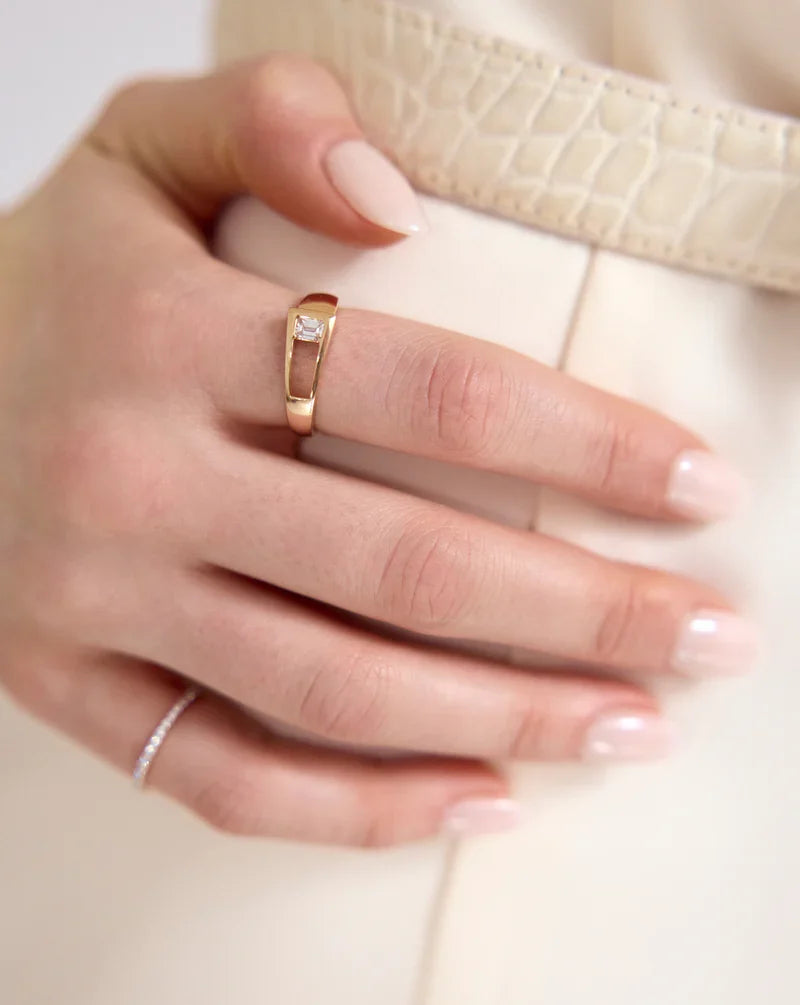 Tapered Emerald Lab Diamond Ring