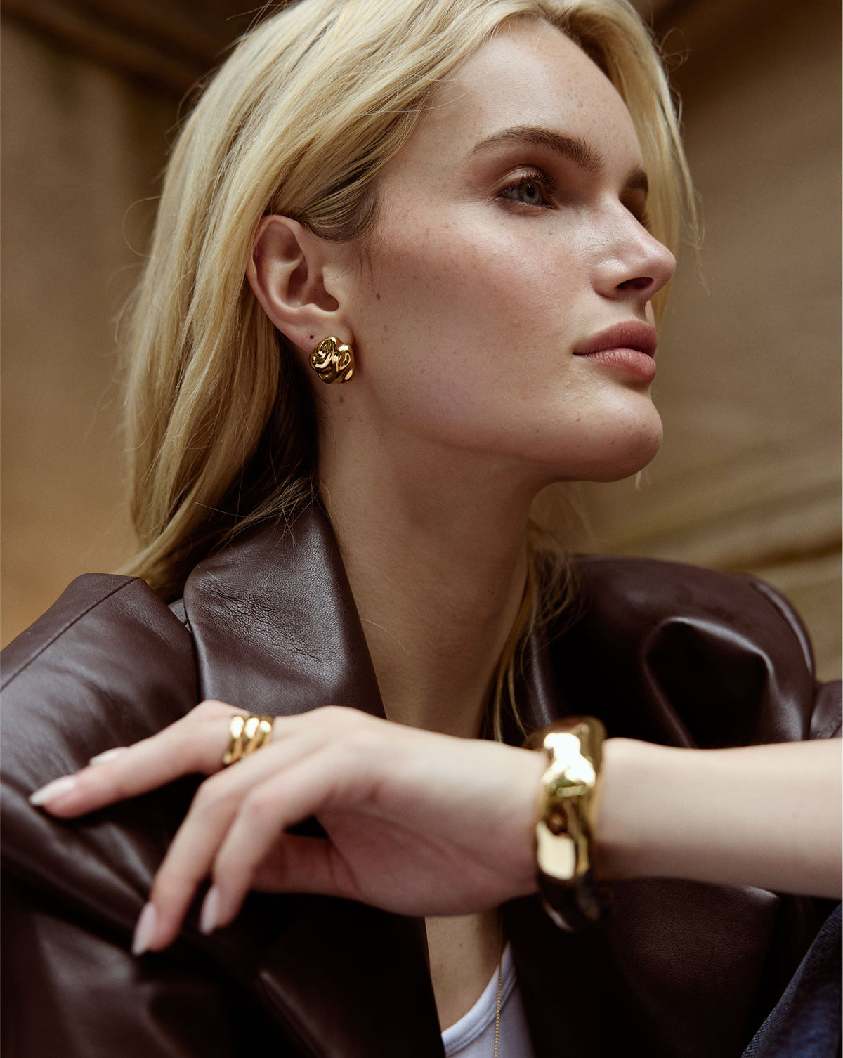 Forma Studs