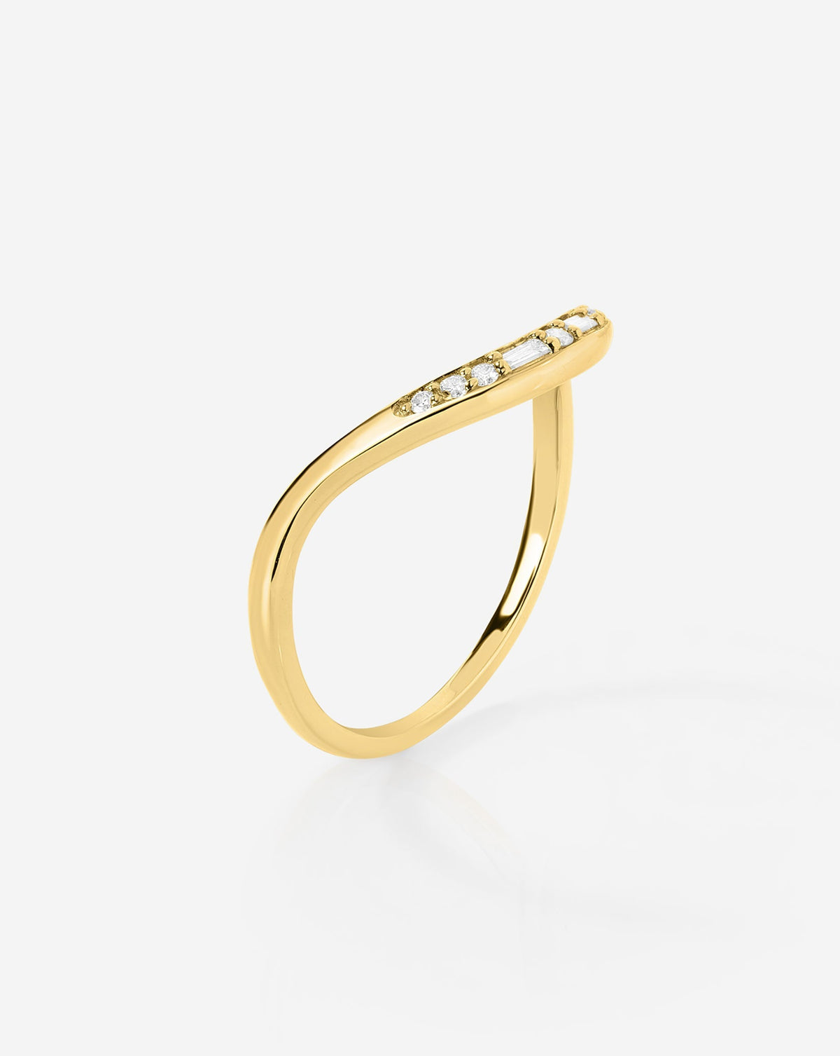 Curve Diamond Ring