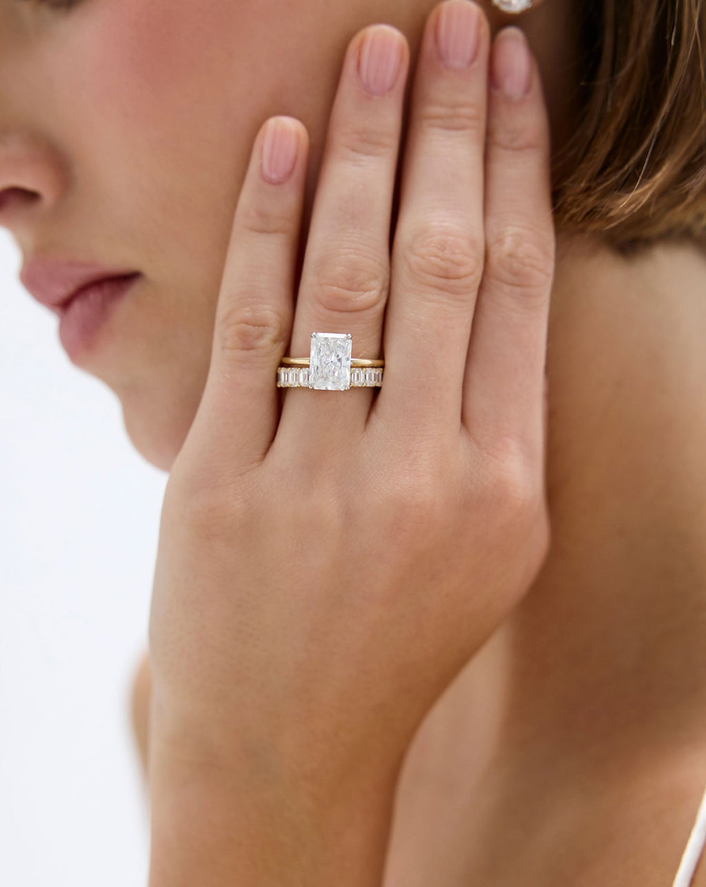 3.67 Radiant Lab Diamond in Whisper Thin® Hidden Halo