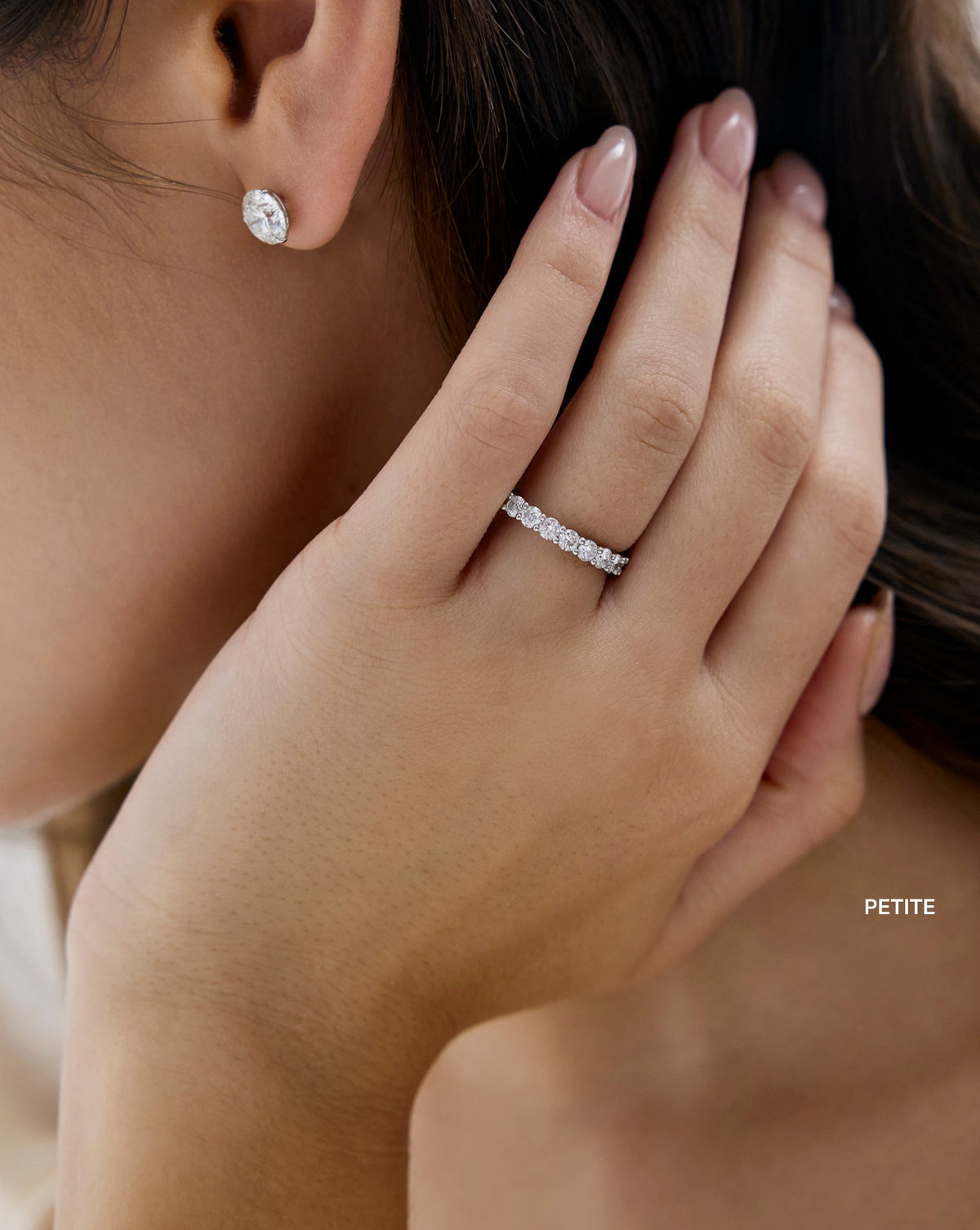 Round Diamond Eternity Band