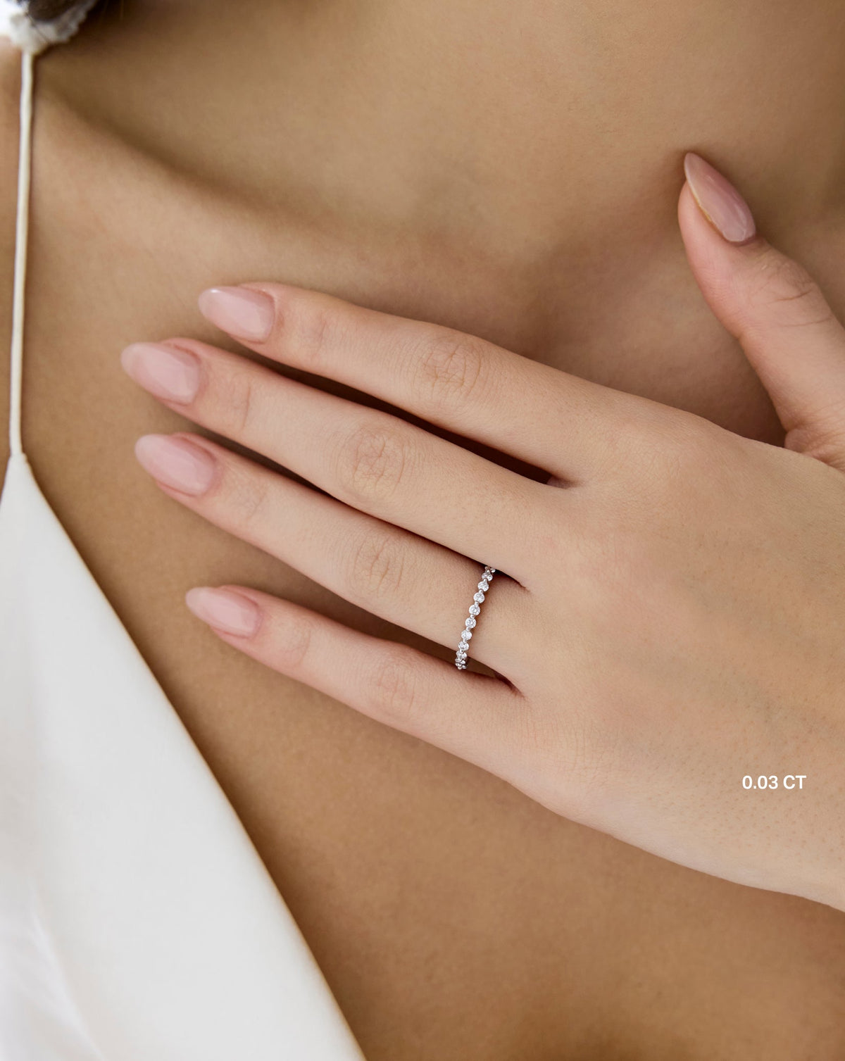 Single Prong Diamond Band