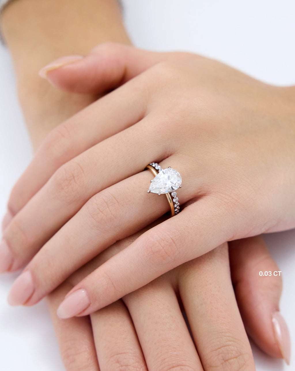 Single Prong Lab Diamond Band