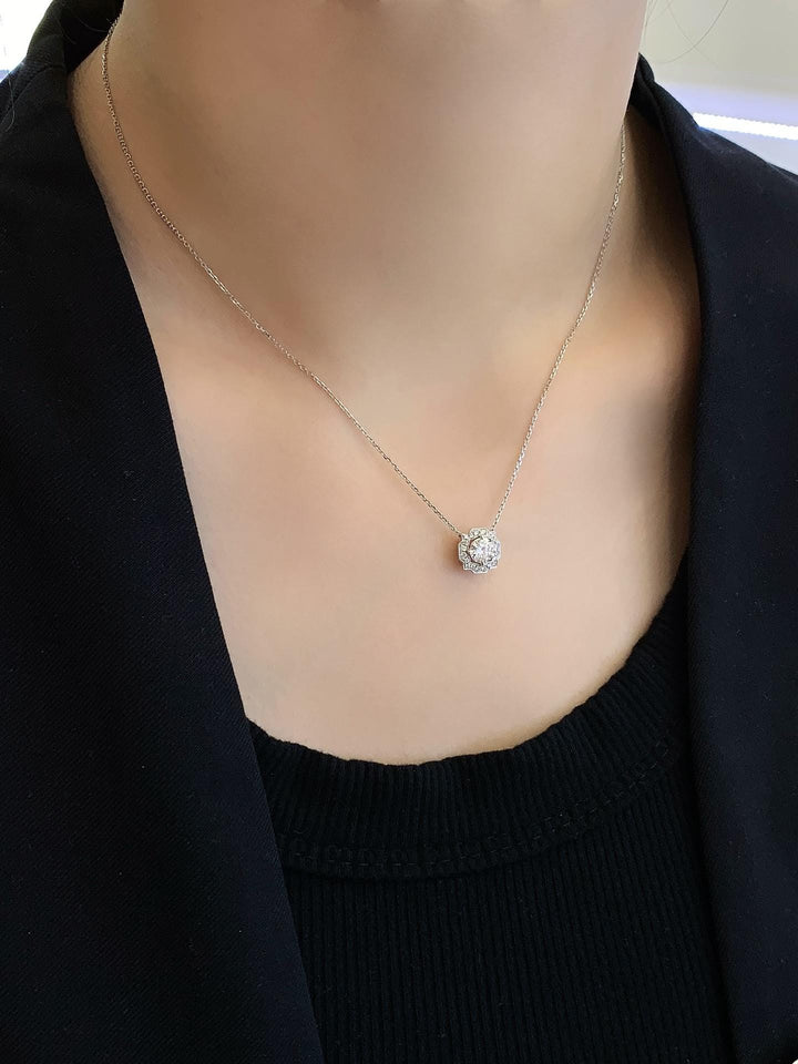 Made to Stay Close Moissanite Halo Pendant