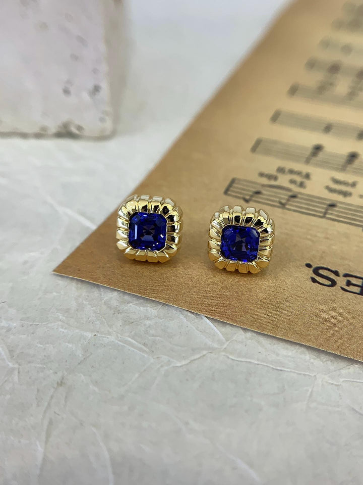 Light You Can Wear Cushion Sapphire Studs