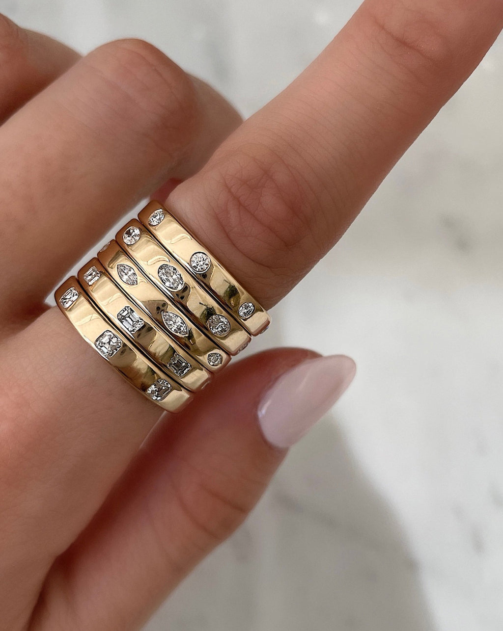 Round Luxe Inlay Eternity Band