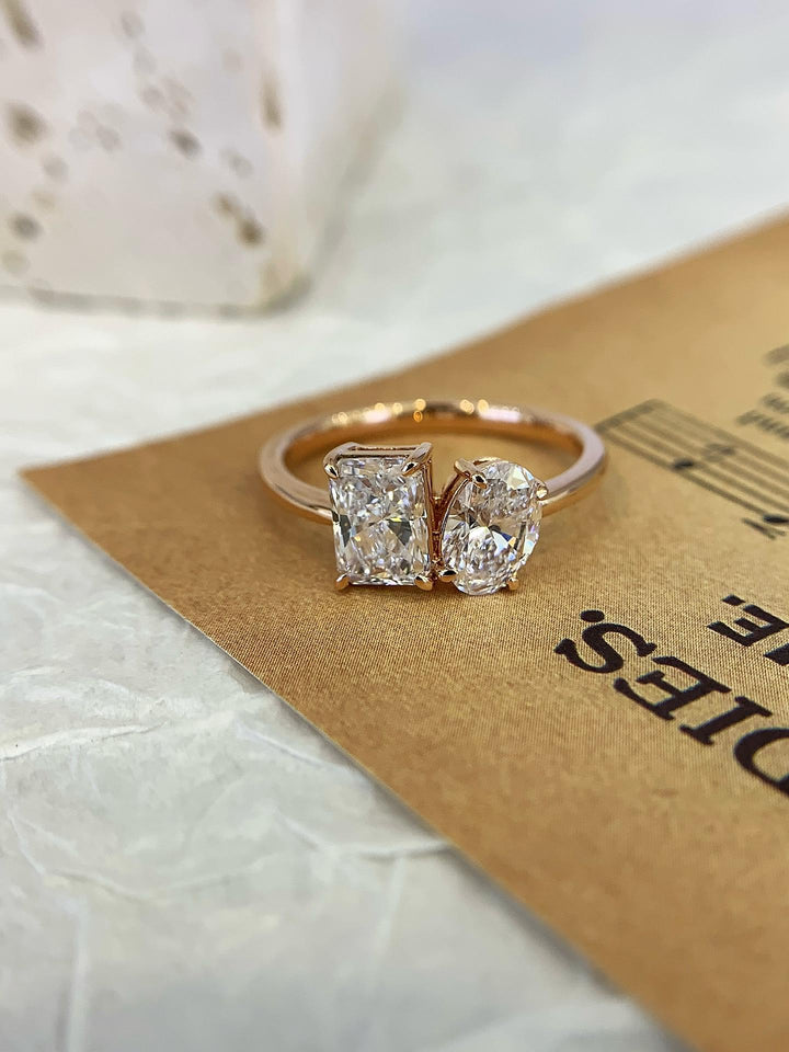 Love at First Light Oval Solitaire