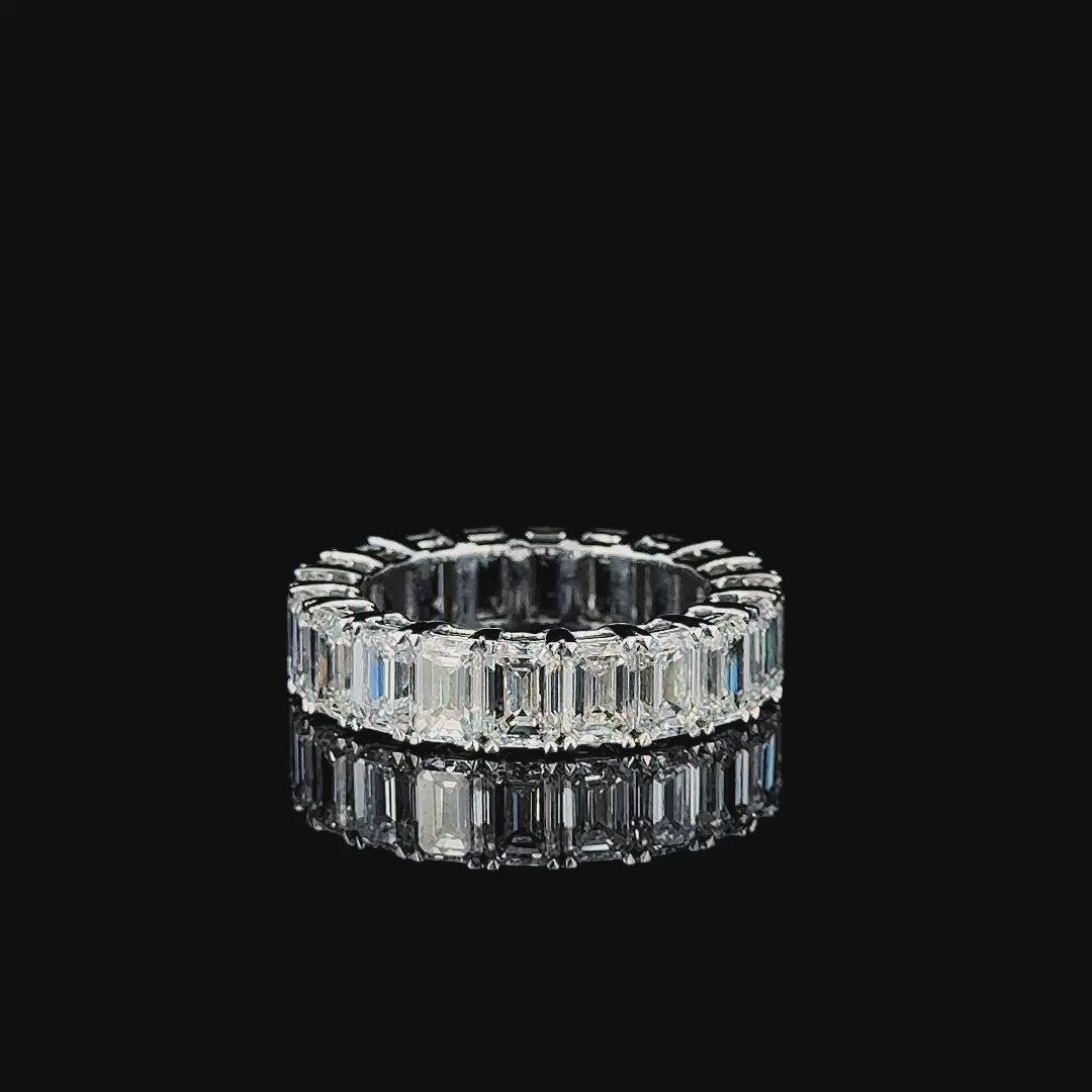 Quiet Luxury Lab Grown Diamond Ring